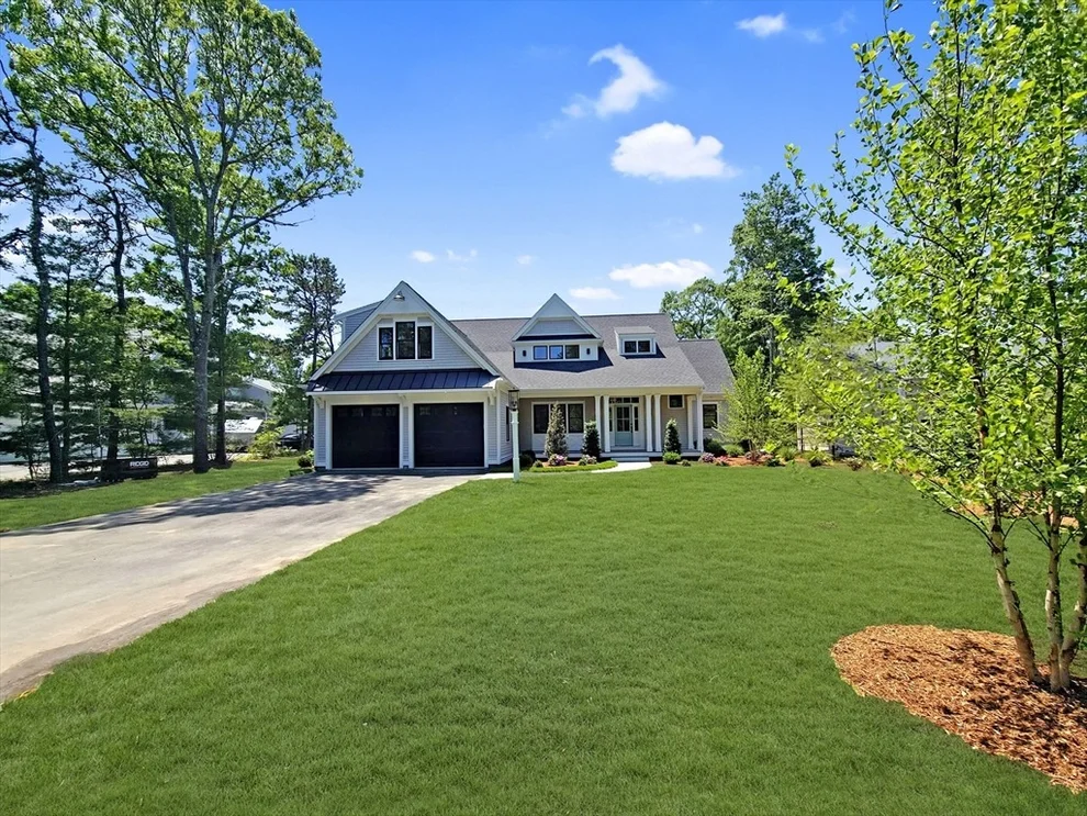 Unit for sale at 46 Airpark Dr, Falmouth, MA 02536