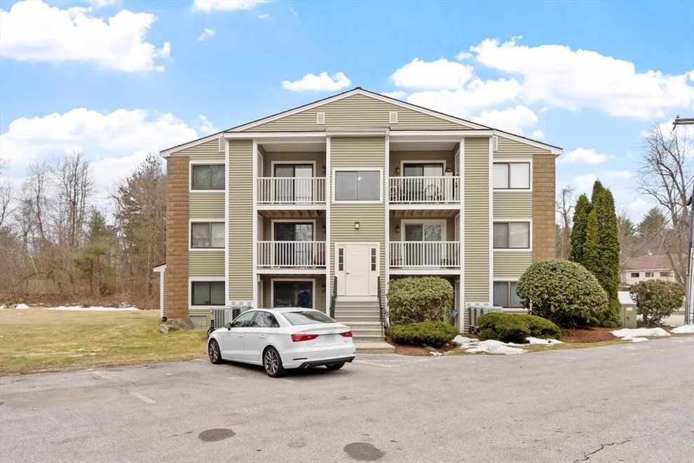 Unit for sale at 3 Bridgeview Circle, Tyngsborough, MA 01879