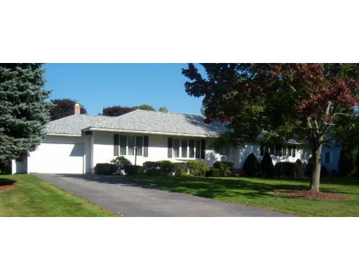 Unit for sale at 7 Cox Lane, Methuen, MA 01844