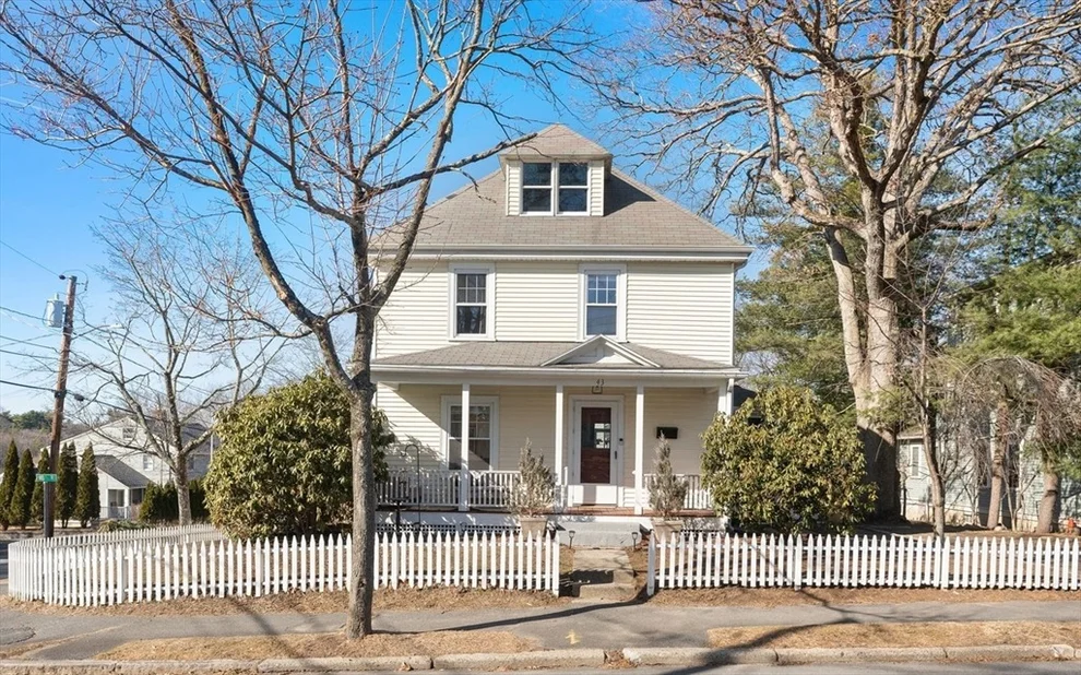 Unit for sale at 43 Pennsylvania Ave, Newton, MA 02464