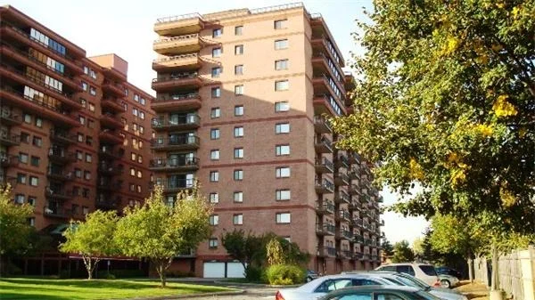 Unit for sale at 3920 Mystic Valley Pkway, Medford, MA 02155