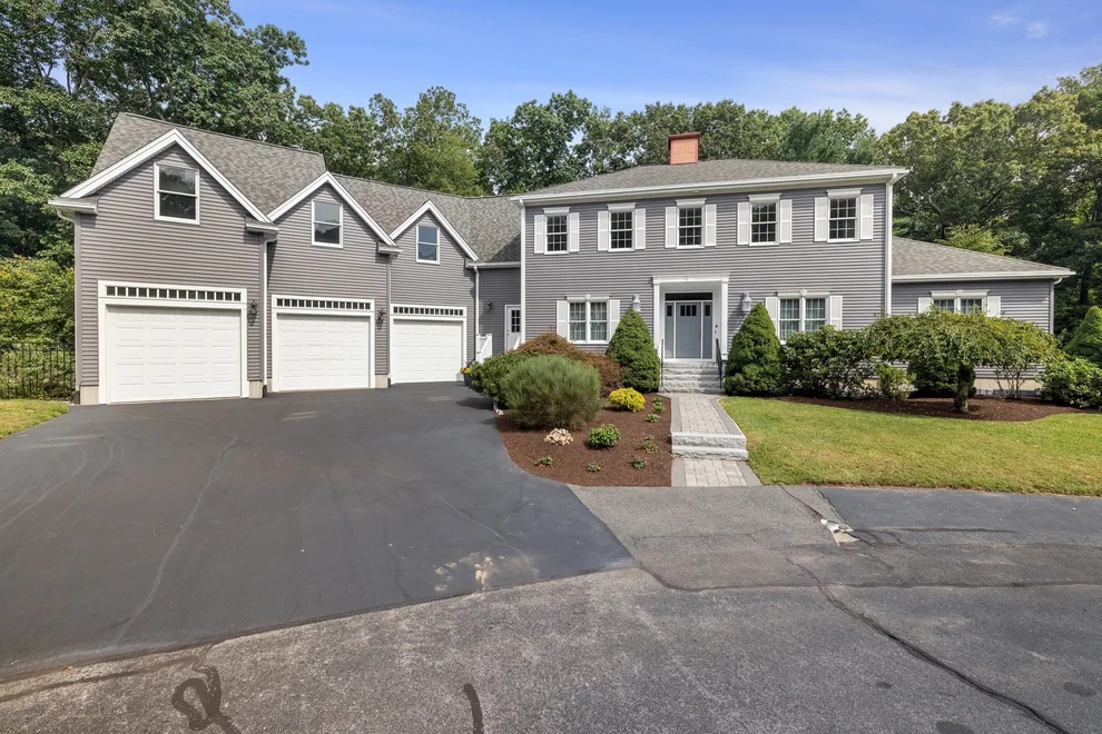 Unit for sale at 4 Pierce Way, Easton, MA 02356