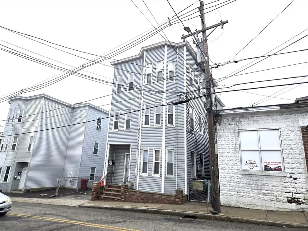 Unit for sale at 39 Wamesit St, Lowell, MA 01852