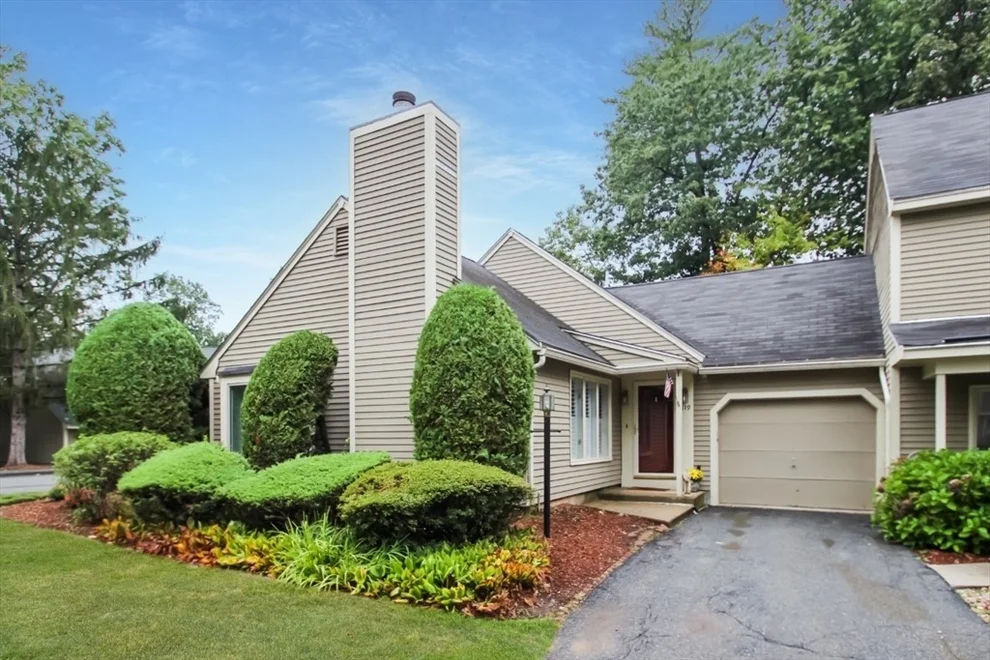 Unit for sale at 119 Brickett Hill, Haverhill, MA 01830