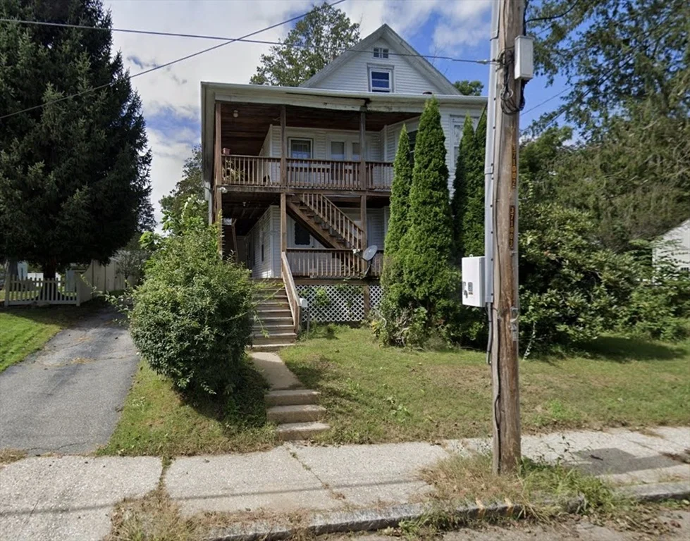 Unit for sale at 166 High St, Southbridge, MA 01550