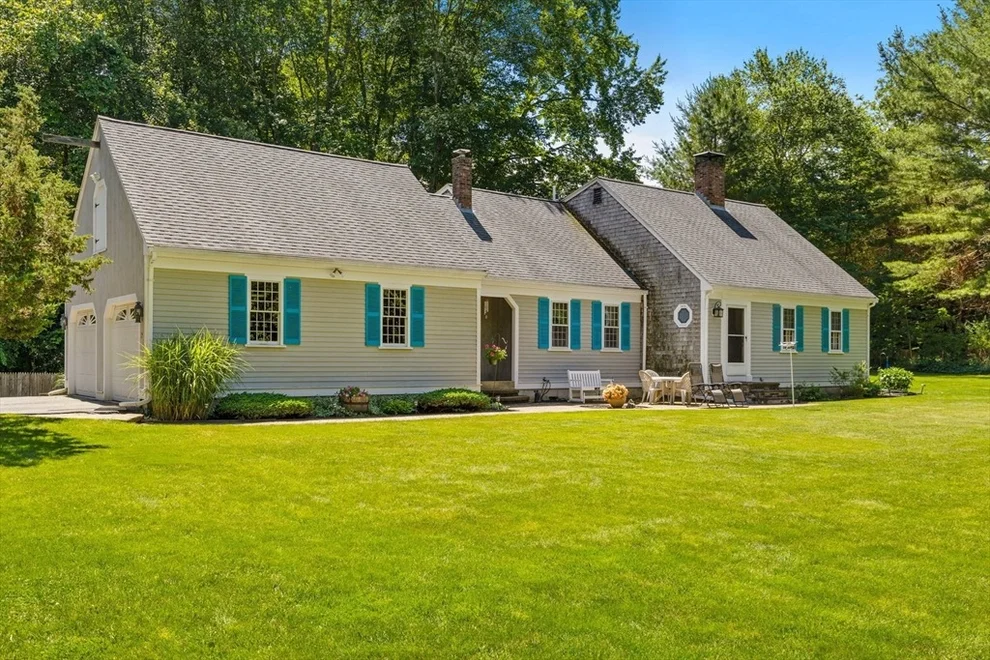 Unit for sale at 25 Indian Pond Rd, Kingston, MA 02364