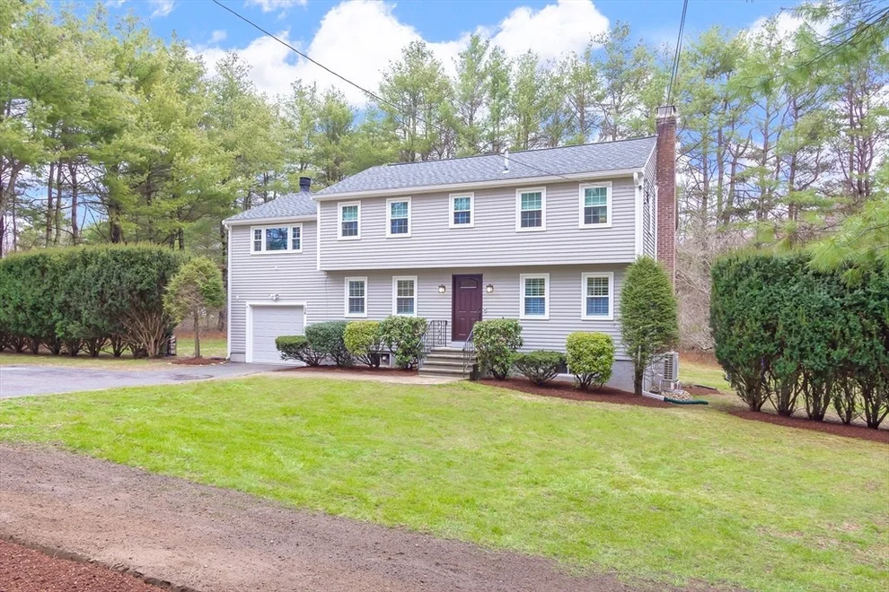 Unit for sale at 138 Fairbank Road, Sudbury, MA 01776