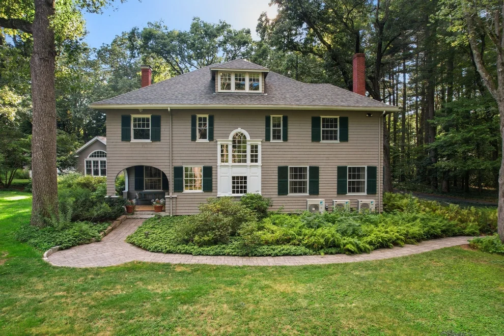 Unit for sale at 55 Glezen Ln, Wayland, MA 01778