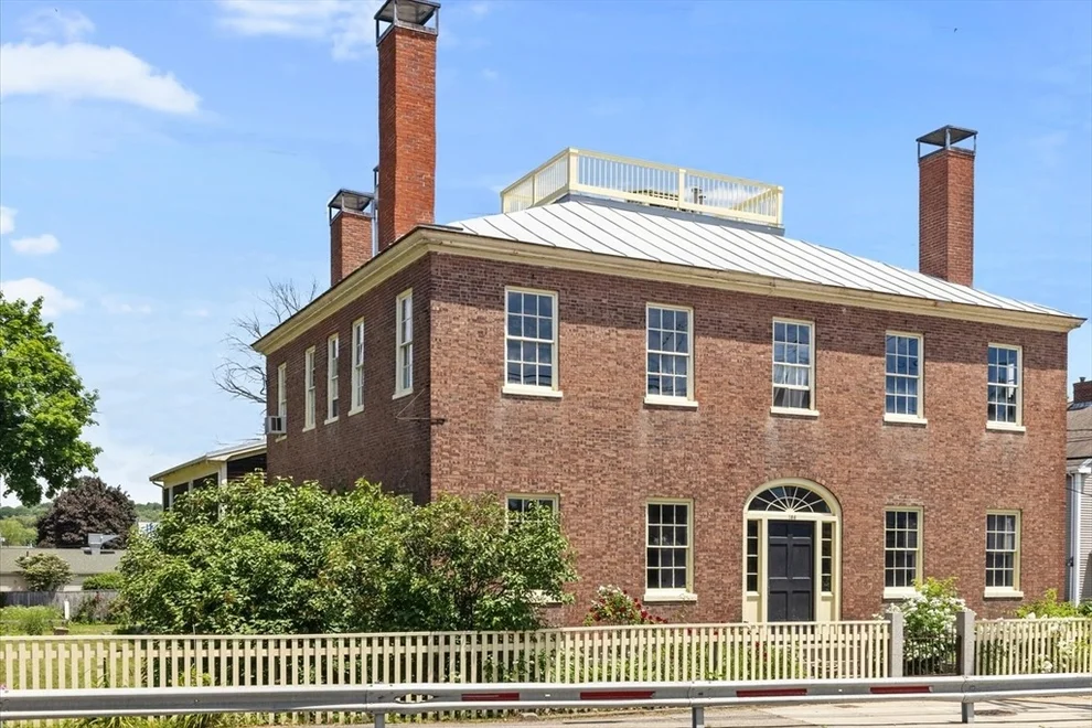 Unit for sale at 166 High Street, Danvers, MA 01923
