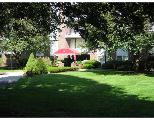 Unit for sale at 64 Main Street Unit 59b, Stoneham, MA 02180