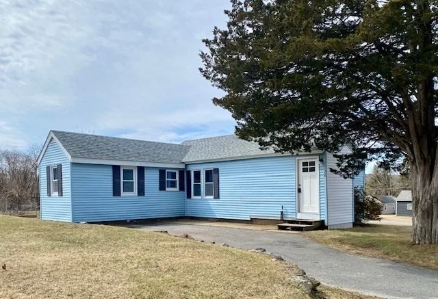 Unit for sale at 22 Columbus Ave, Templeton, MA 01468