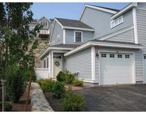 Unit for sale at 625 Devenwood Way, Clinton, MA 01510