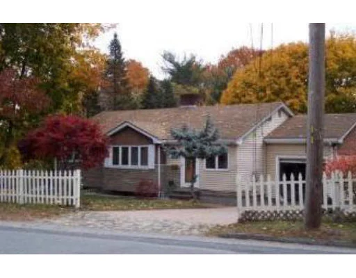 Unit for sale at 87 Smith St, Waltham, MA 02451