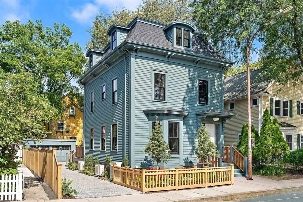 Unit for sale at 67 Inman Street, Cambridge, MA 02139