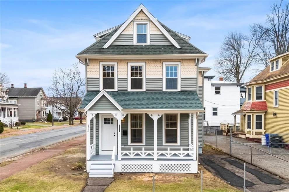 Unit for sale at 123 Bay St, Springfield, MA 01109