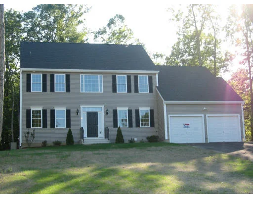 Unit for sale at Lot 9 Lincoln Circle, Northbridge, MA 01534