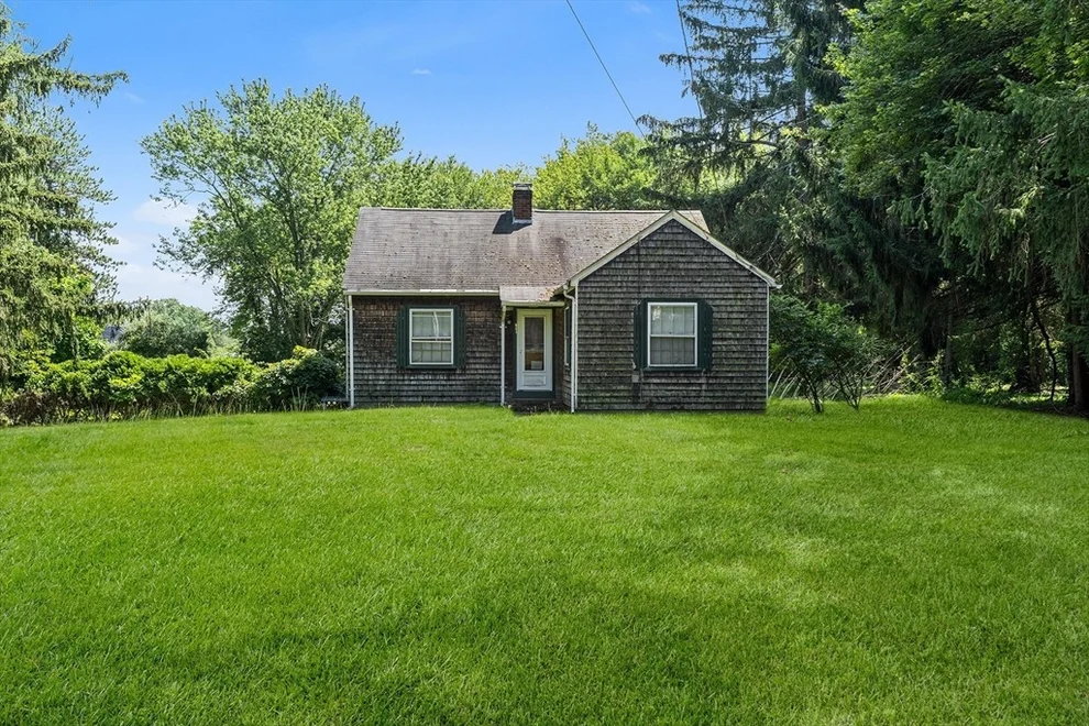 Unit for sale at 941 S Main St, Bellingham, MA 02019