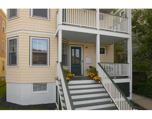 Unit for sale at 4 Cambridge Terrace, Cambridge, MA 02140