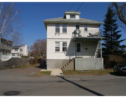 Unit for sale at 19 Hancock Ct, Medford, MA 02155