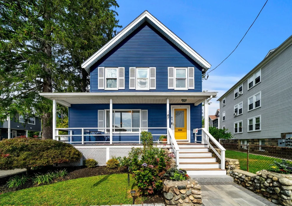 Unit for sale at 47 Sanford St, Melrose, MA 02176