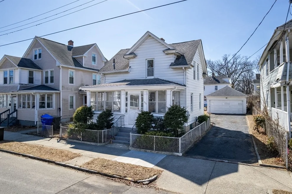 Unit for sale at 274 Commonwealth Ave, Springfield, MA 01108
