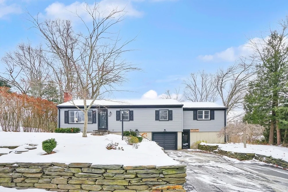 Unit for sale at 14 Briarcliff Dr, Agawam, MA 01030