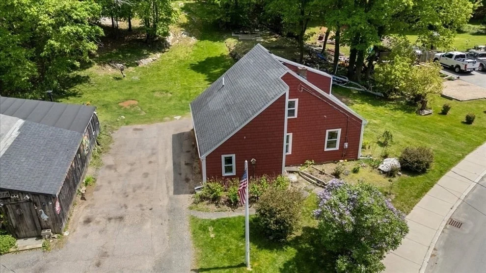 Unit for sale at 135 Hart St, Beverly, MA 01915