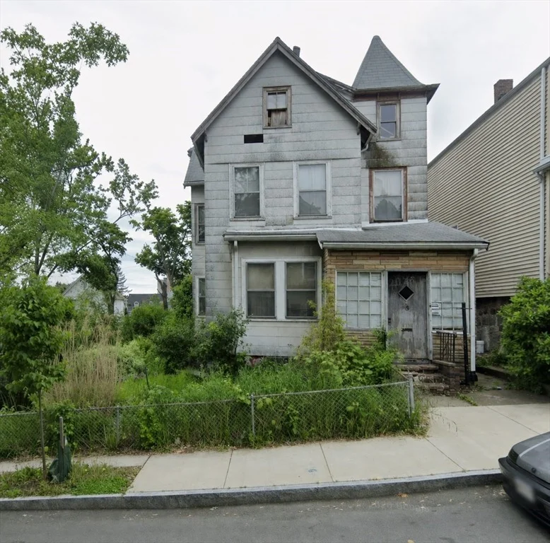 Unit for sale at 15R & 15 Lambert Ave, Chelsea, MA 02150