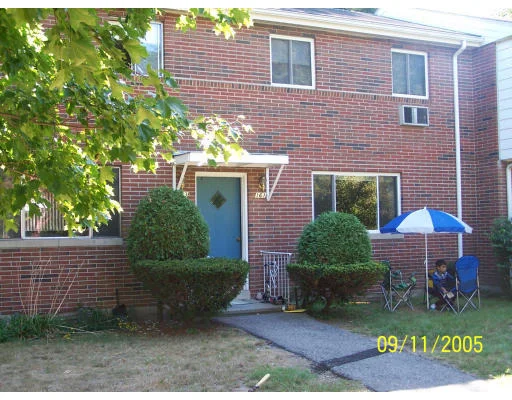 Unit for sale at 161 Bishop Dr, Framingham, MA 01702