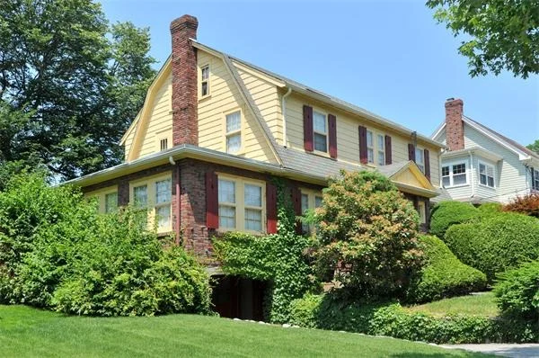 Unit for sale at 29 Richardson Road, Belmont, MA 02478