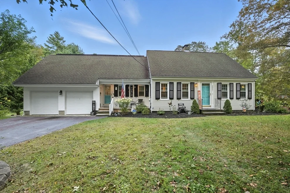 Unit for sale at 2661 Horton Street, Dighton, MA 02764
