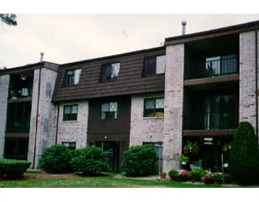 Unit for sale at 3 Greenbriar Drive, North Reading, MA 01864