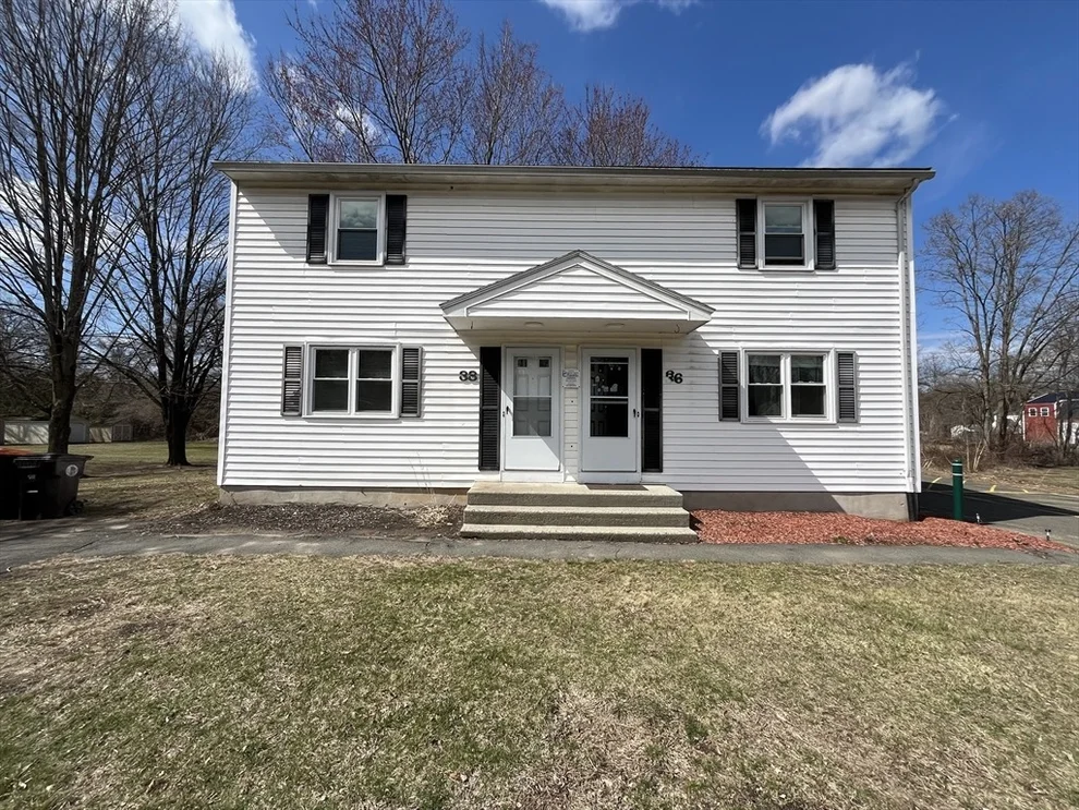 Unit for sale at 36-38 Hope Farms Dr, Agawam, MA 01030