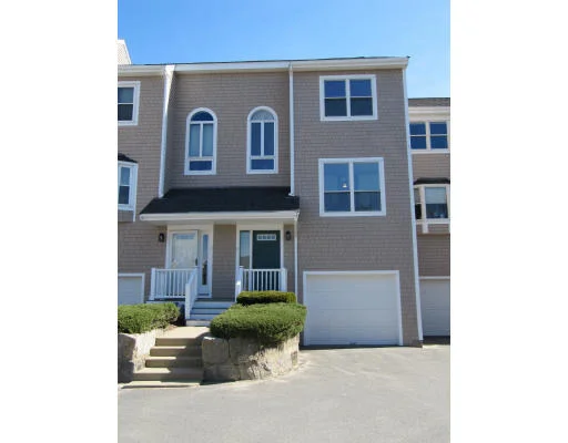 Unit for sale at 11 Cutter Ln, Quincy, MA 02171