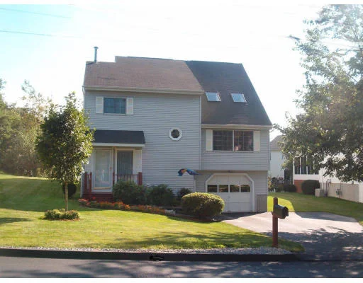 Unit for sale at 114 Sunderland Road, Worcester, MA 01604
