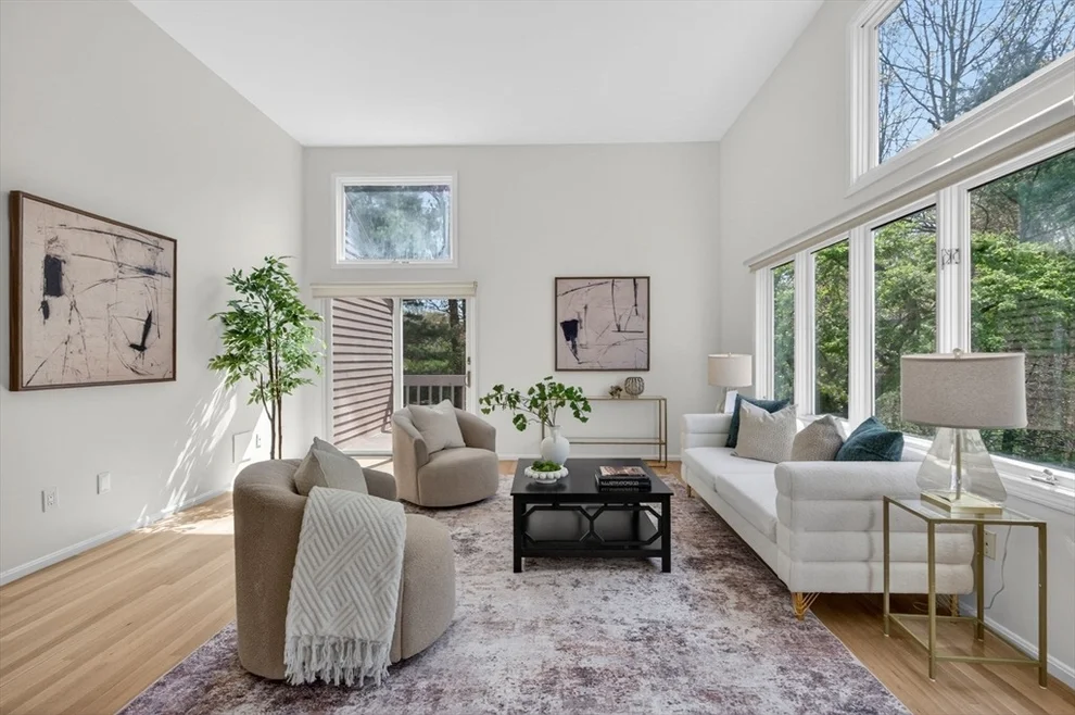 Unit for sale at 8 Heathwood Ln, Brookline, MA 02467