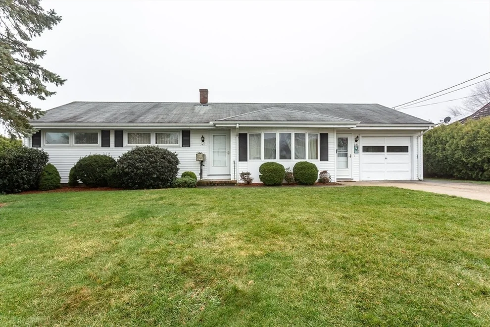 Unit for sale at 141 Kaufman Rd, Somerset, MA 02726