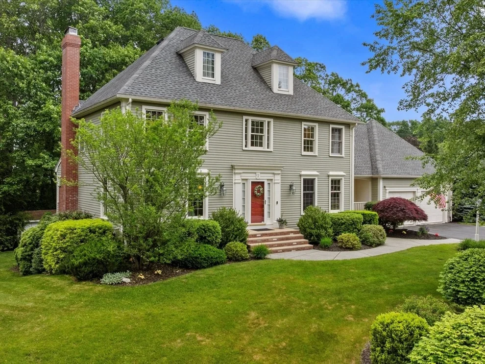 Unit for sale at 1 Benjamin Drive, Westborough, MA 01581