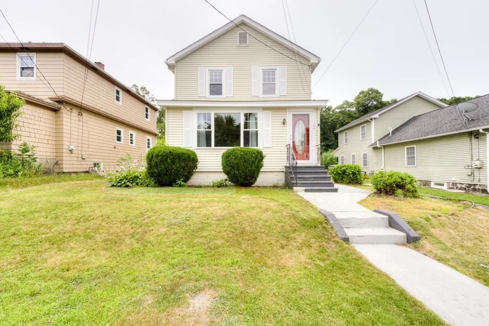 Unit for sale at 62 Rolfe Ave, Shrewsbury, MA 01545