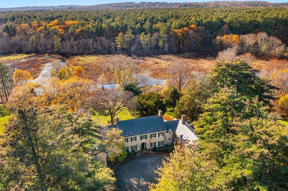 Unit for sale at 51 Asbury Street, Topsfield, MA 01983