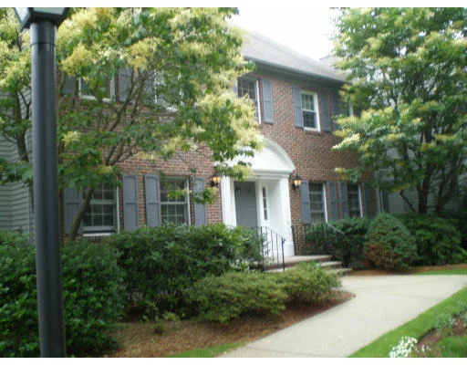 Unit for sale at 98 Freedom Hollow, Salem, MA 01970