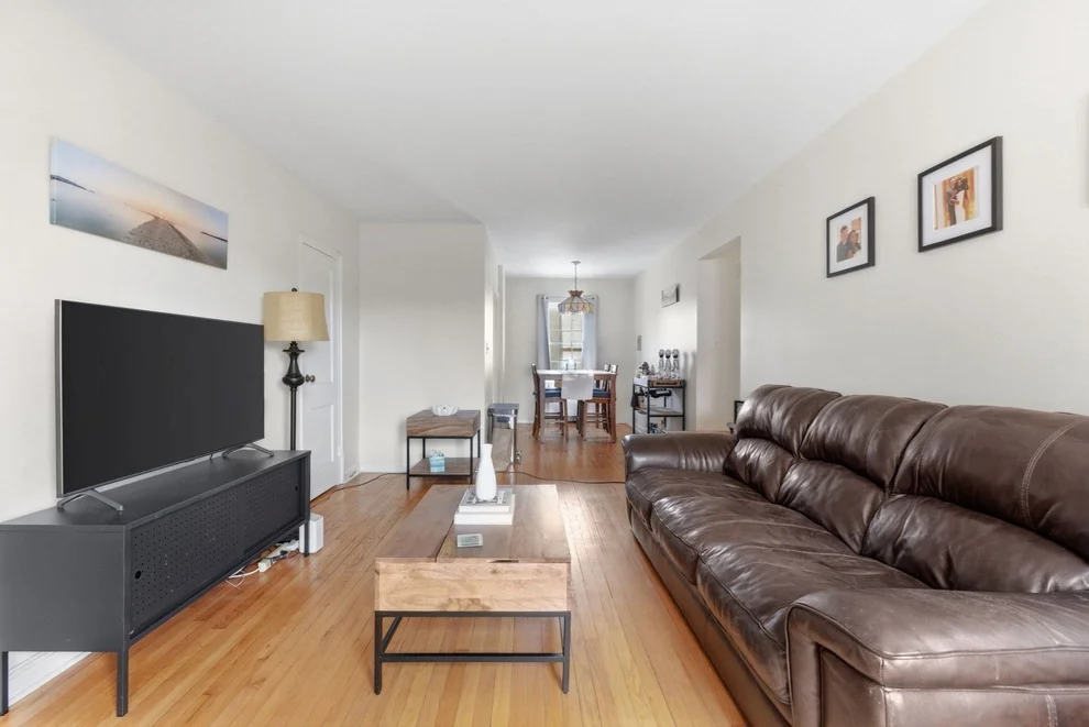 Unit for sale at 9 Lennon Ct, Boston, MA 02127