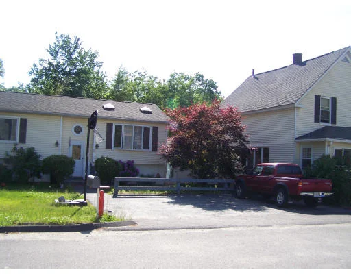 Unit for sale at 6 Pocasset St, Worcester, MA 01604