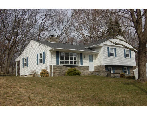 Unit for sale at 8 Falstaff Drive, Cumberland, RI 02864