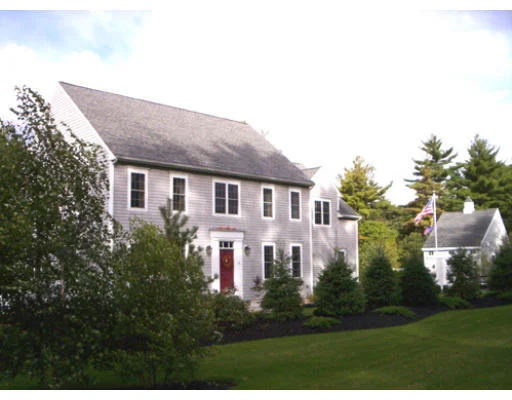 Unit for sale at 8 Center St, Carver, MA 02330