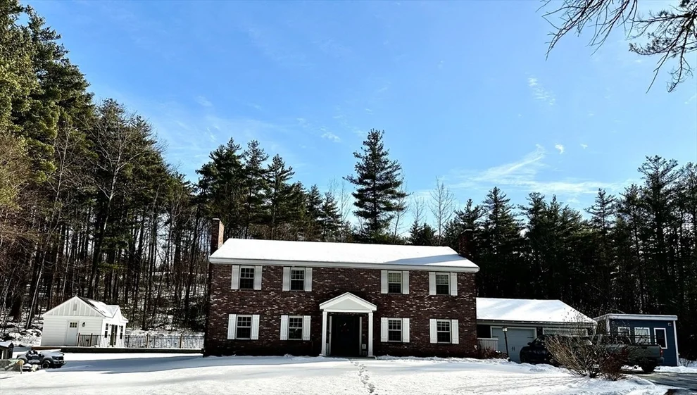 Unit for sale at 38-40 Goodrich St, Lunenburg, MA 01462
