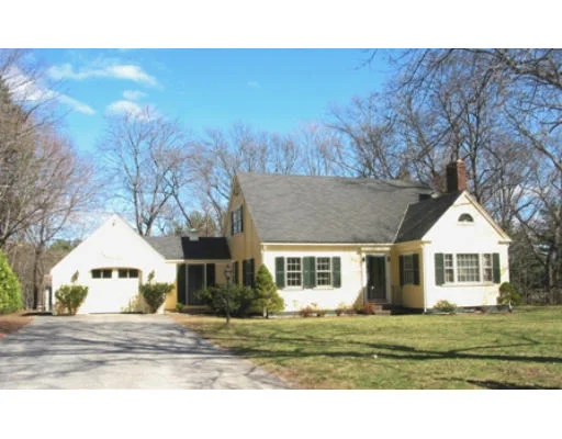 Unit for sale at 4 Chestnut St, Concord, MA 01742