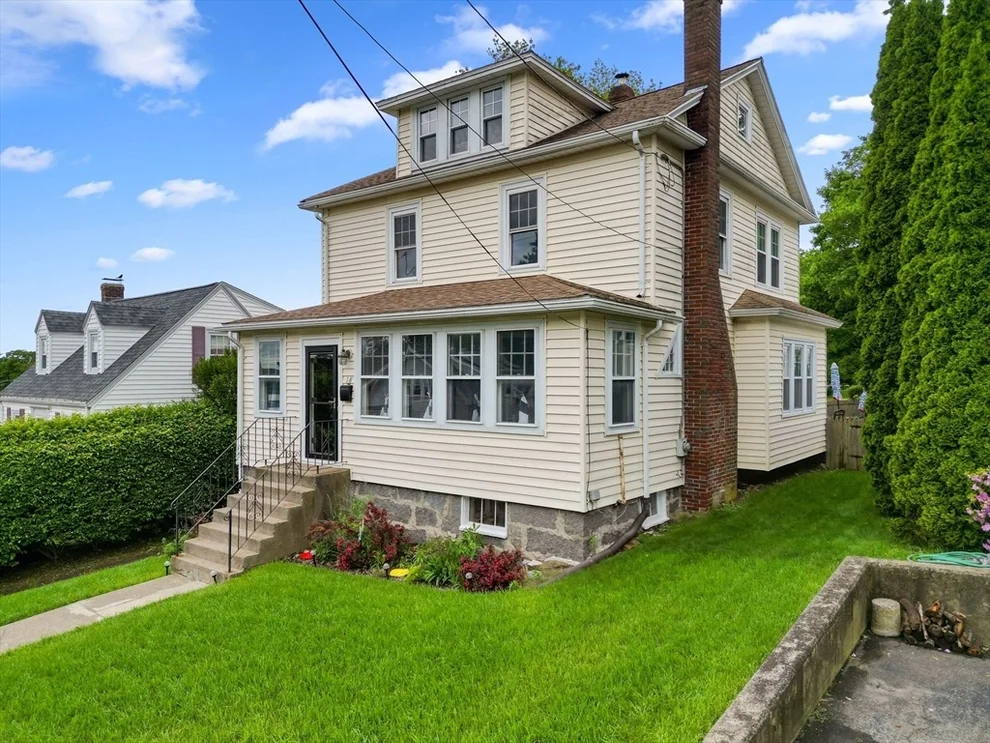 Unit for sale at 18 Genevieve Rd, Weymouth, MA 02189