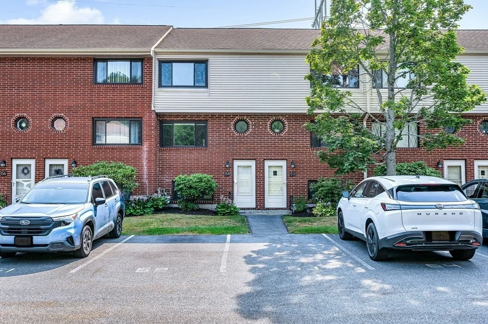Unit for sale at 54 Sterling Ln, Haverhill, MA 01835
