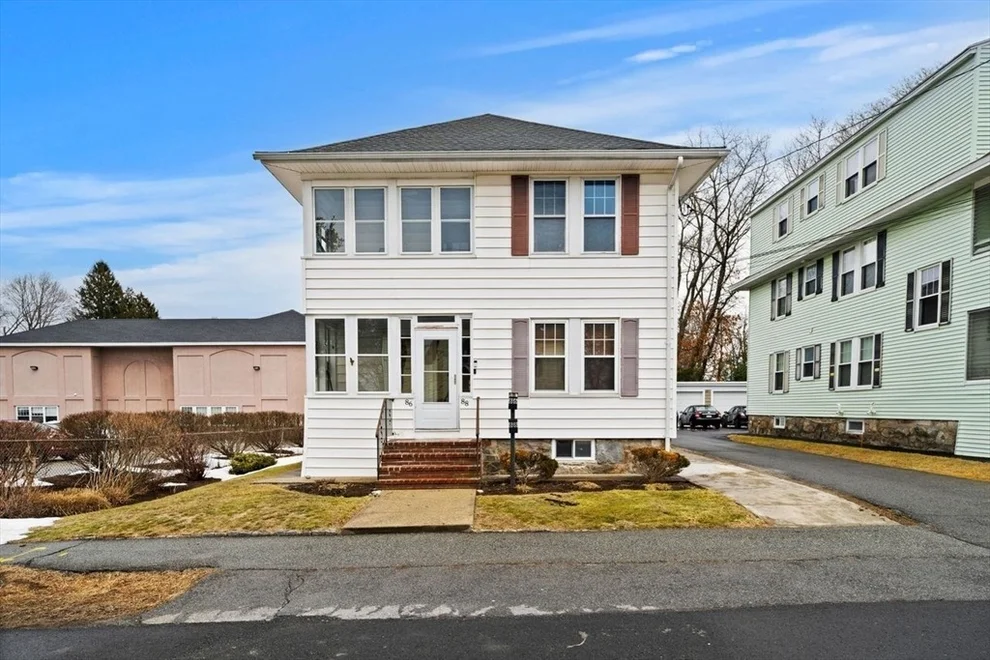 Unit for sale at 86-88 Maple Ave, North Andover, MA 01845